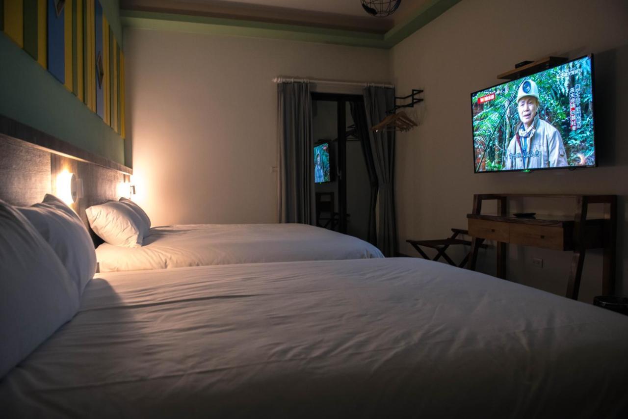 Happy Wing Guesthouse Hualien City Exterior foto
