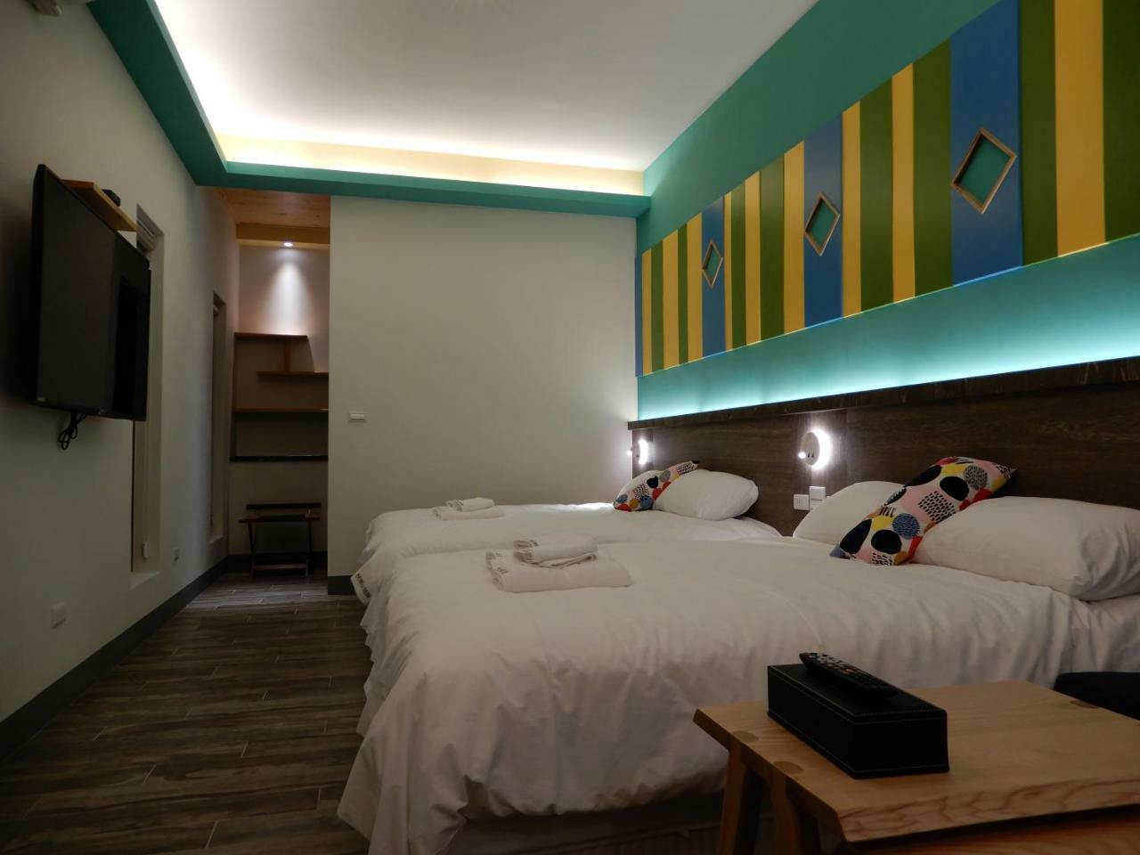 Happy Wing Guesthouse Hualien City Exterior foto